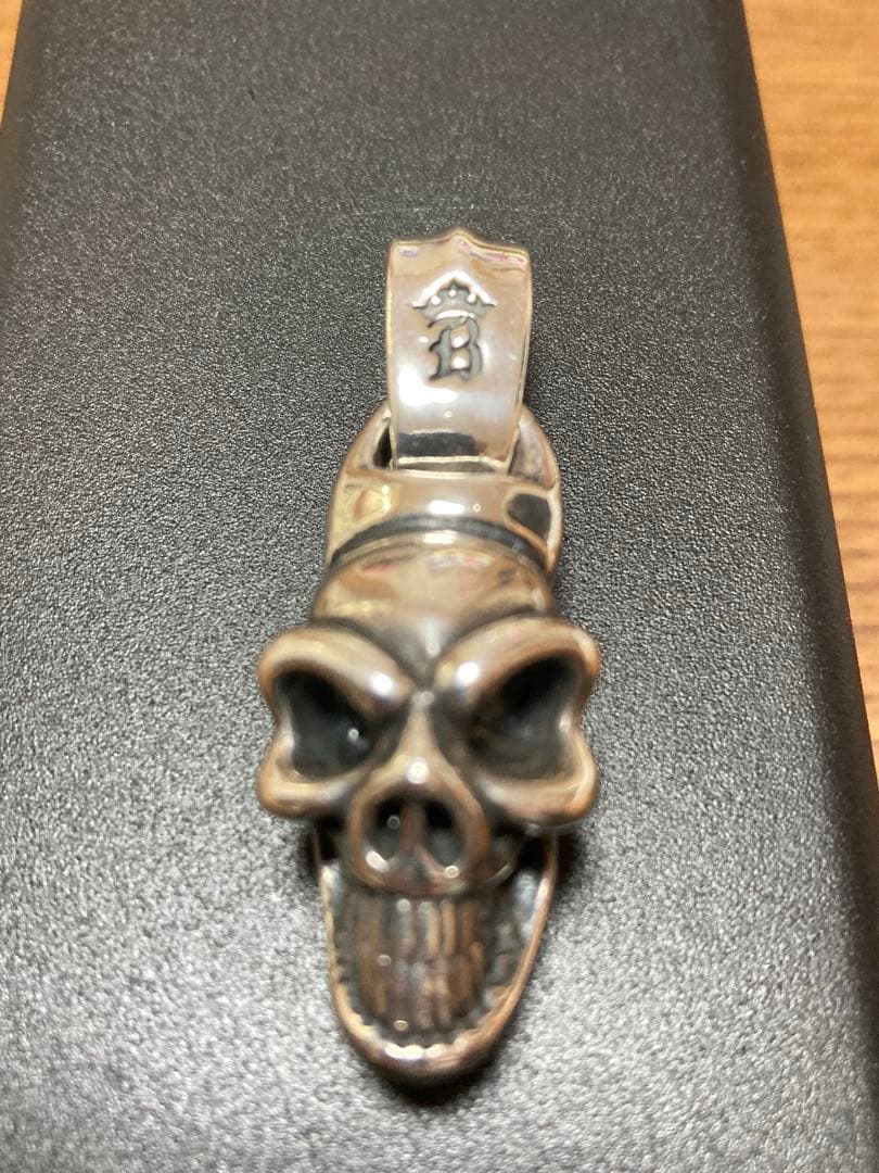 万*e様 ビルウォールレザー