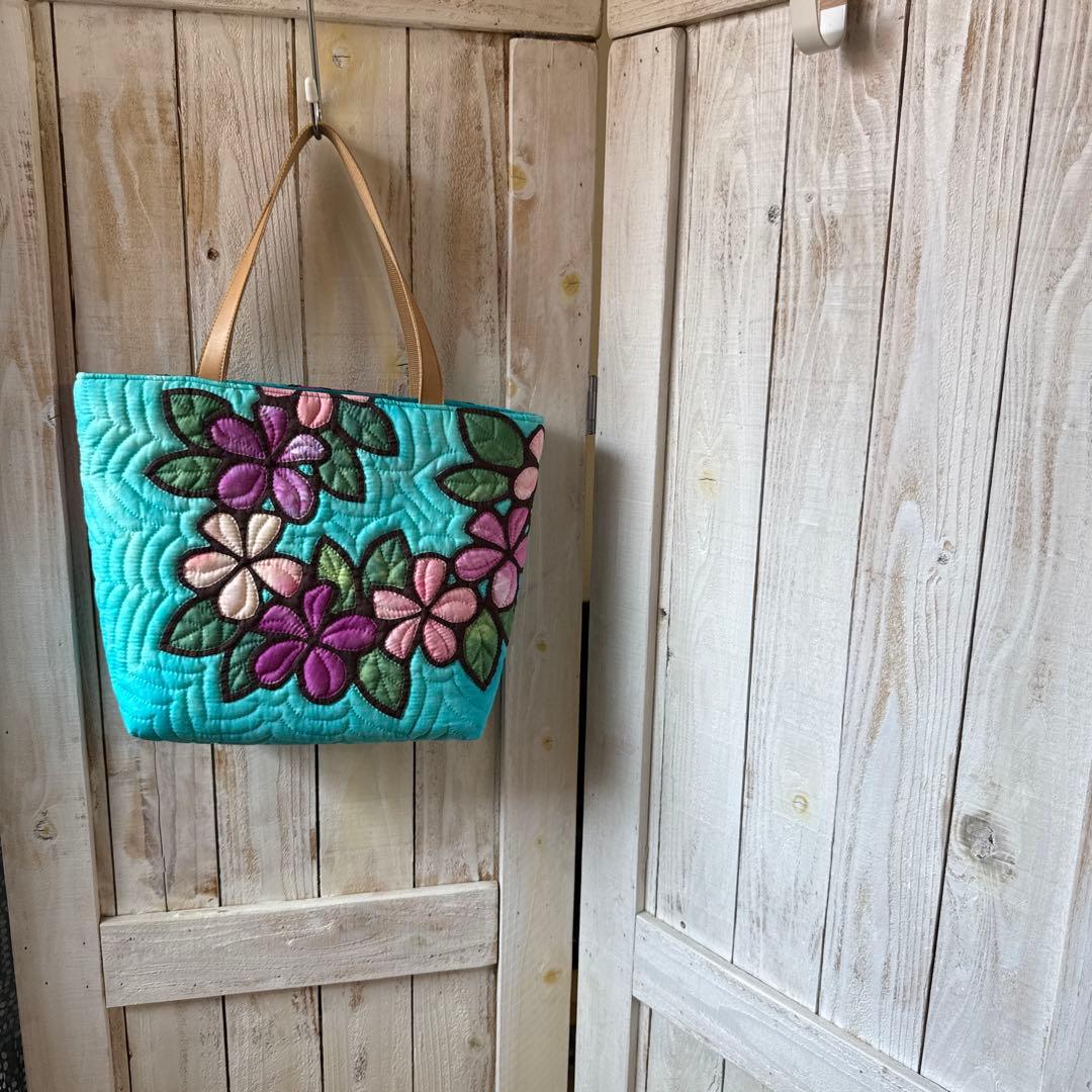 ハワイアンキルト♪ハンドメイドバッグ♪プルメリア