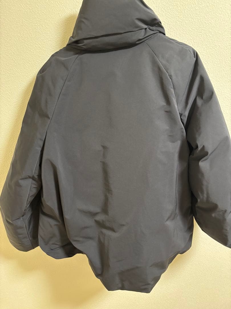 ユニクロ+J ハイブリッドダウンジャケット　ブラック M