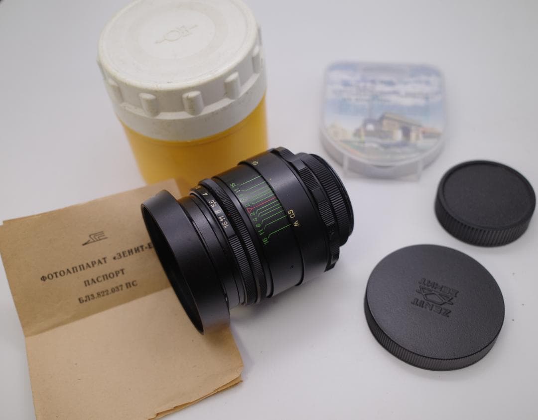 58　パスポート　純正ケース付ぐるぐるボケレンズ　 ヘリオス　44-2　M42