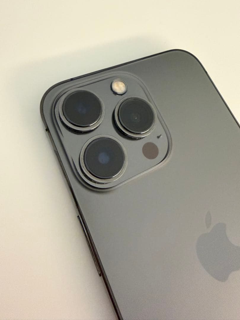 【箱付き美品】Apple iPhone 13 Pro 256GB グラファイト