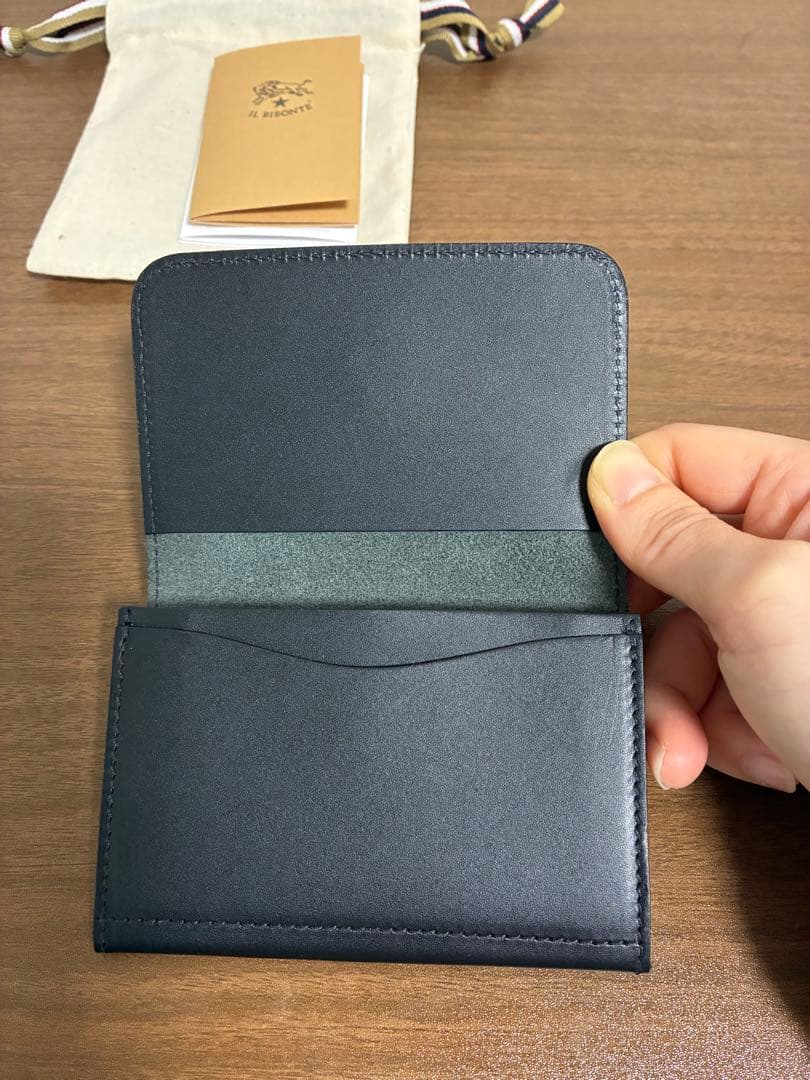 IL BISONTE 名刺入れ ブラック