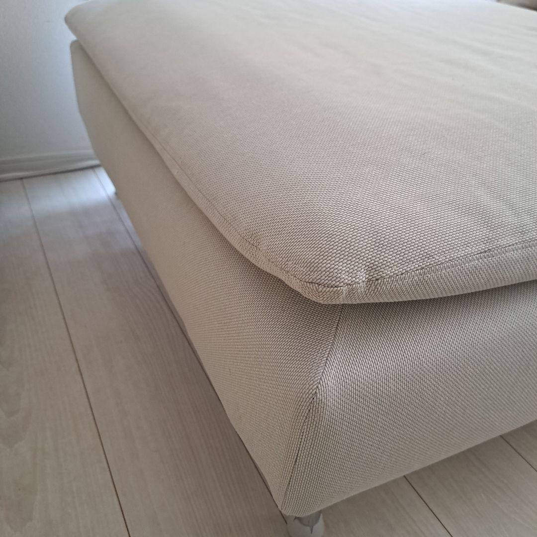 IKEA　ソーデルハムン　オットマン　ホワイトベージュ　超美品