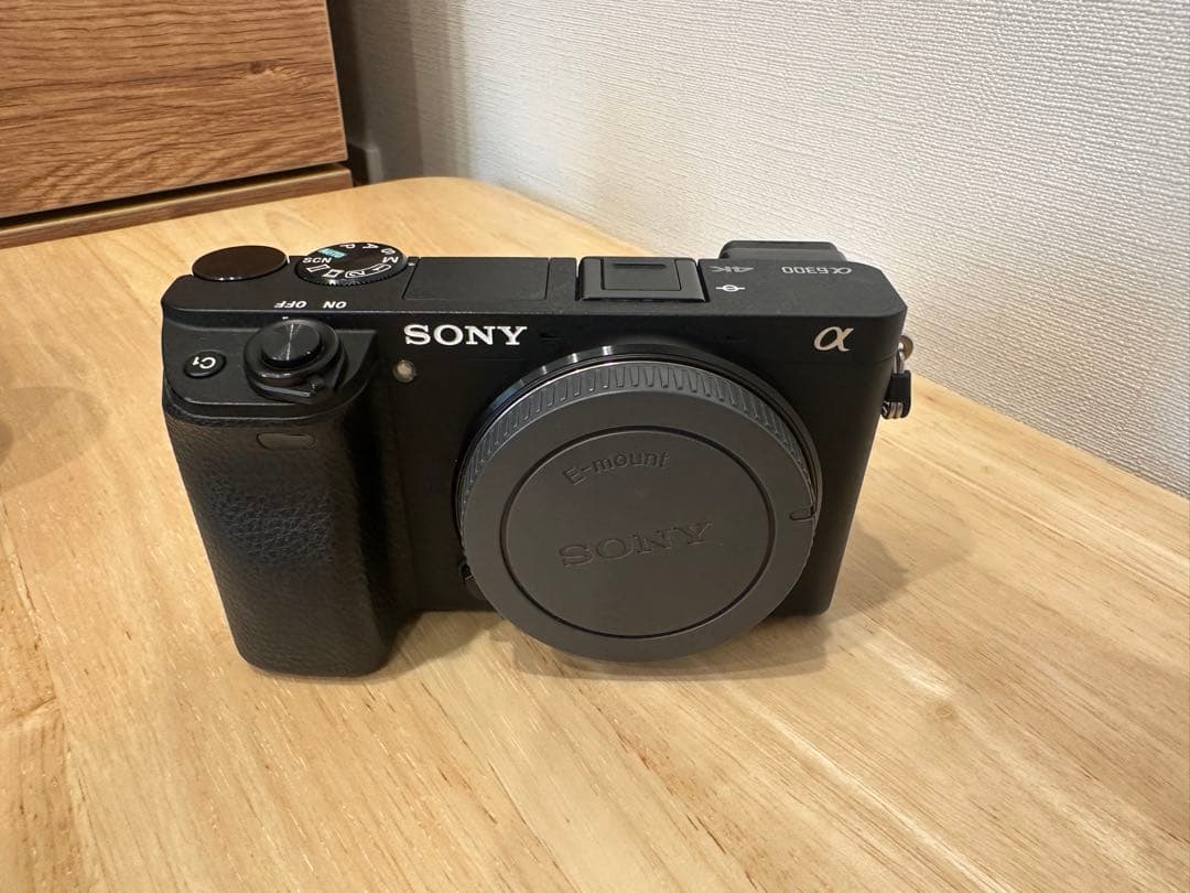 α6300 + レンズ、バッテリー付