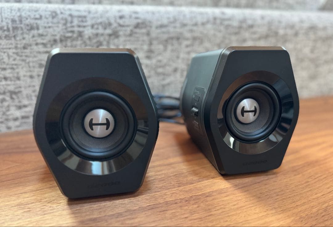 Edifier G2000 ゲーミング スピーカー