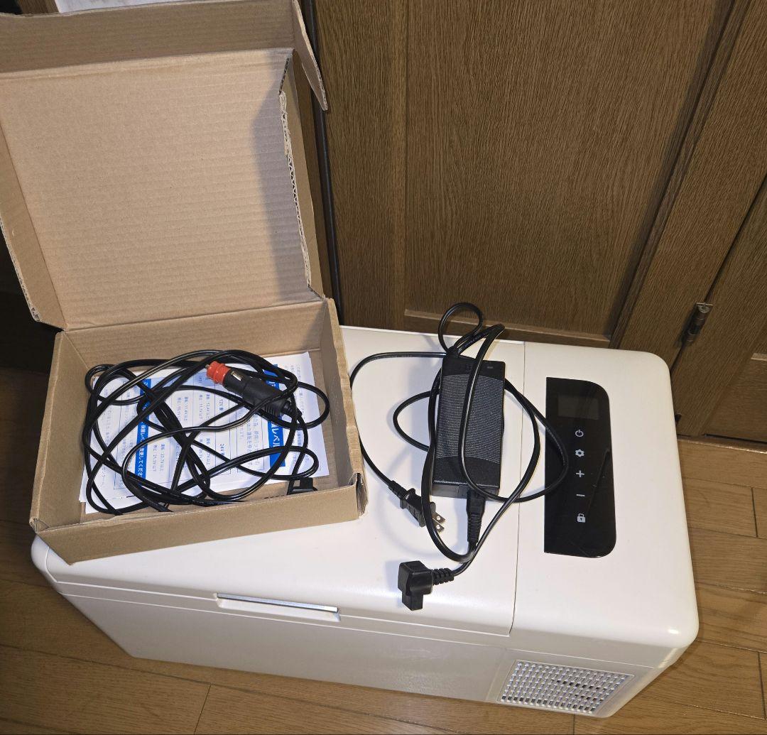 ポータブル冷蔵庫　冷凍庫 15L 12V/24V対応