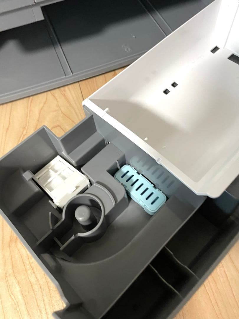 アイリスオーヤマ　大風量加湿ファンヒーター