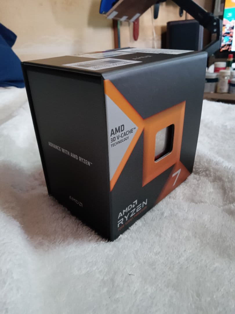 AMD Ryzen 7 7800X3D 未開封 CPU