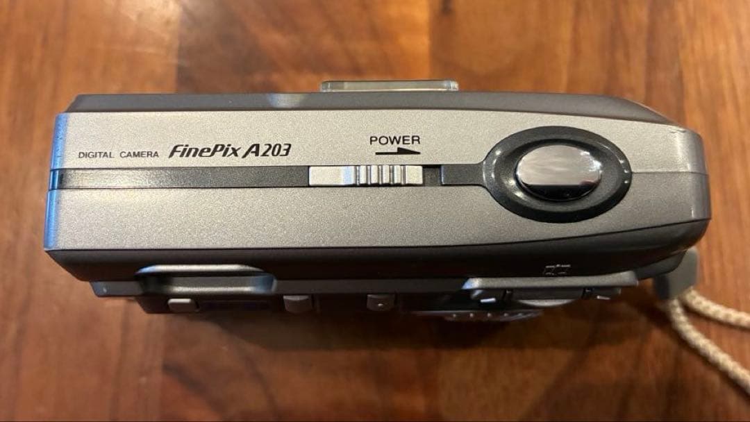 【動作確認済】FUJIFILM FinePix A203 オールドデジカメ 美品
