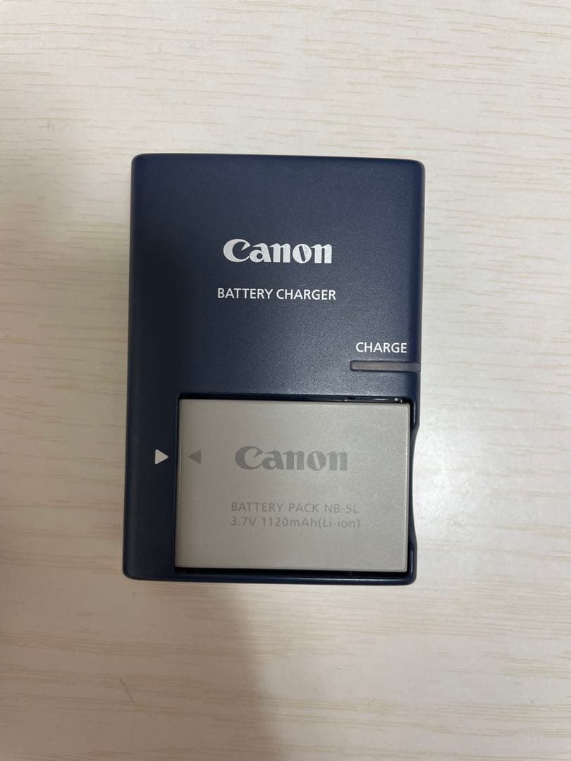 Canon IXY DIGITAL 800 IS キャノン