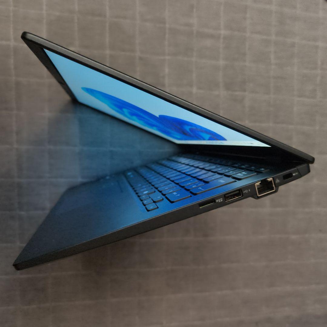 超美品 Dynabook 超軽量 驚速 13世代i5 16GB 512GB 17
