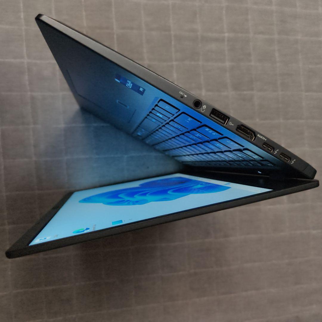 超美品 Dynabook 超軽量 驚速 13世代i5 16GB 512GB 17