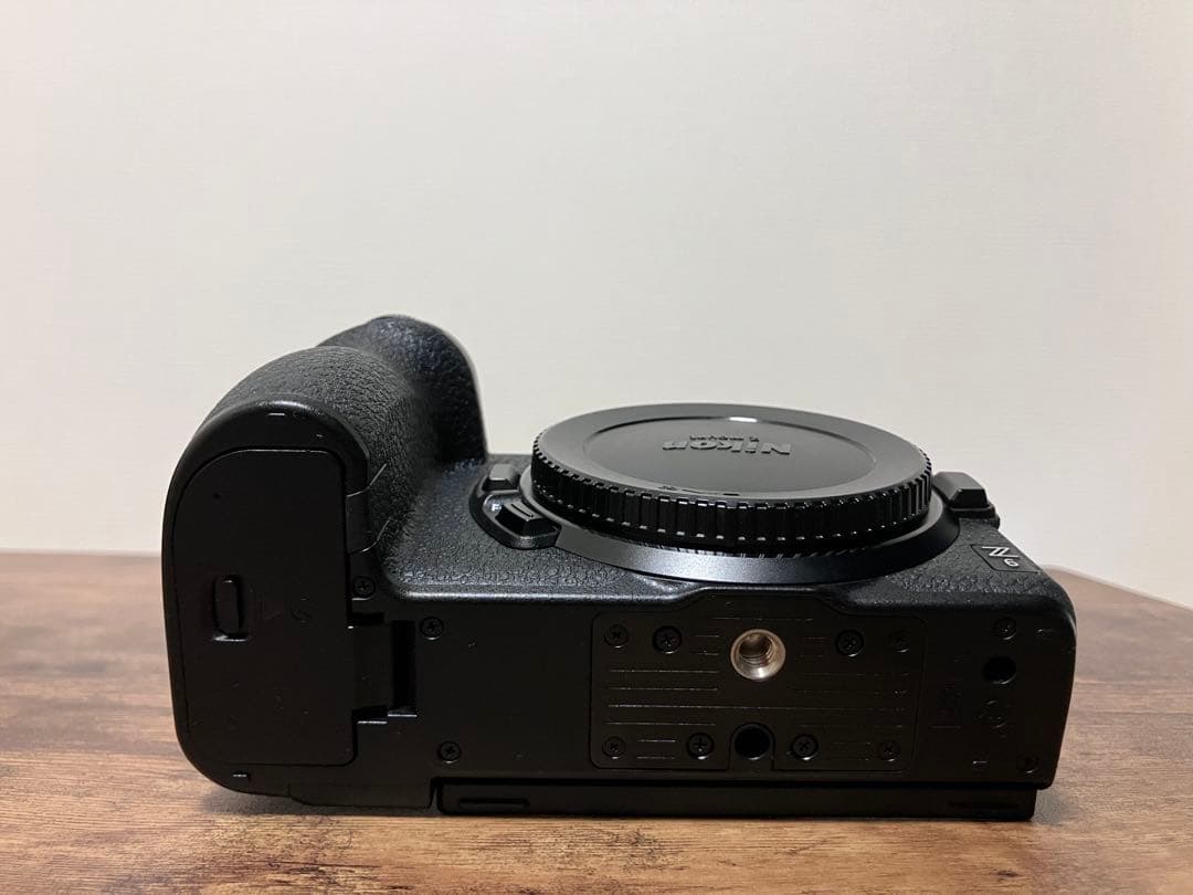 【美品】Nikon Z 6 ミラーレス一眼カメラ XQDカード 64GB付属