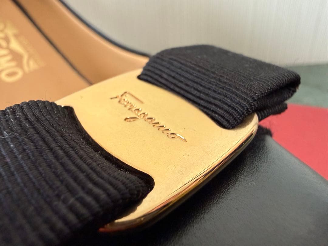 値下げ！靴 フェラガモ Ferragamo パンプス ブラック 24.5cm