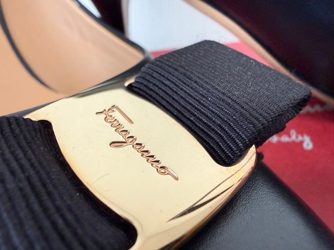 値下げ！靴 フェラガモ Ferragamo パンプス ブラック 24.5cm