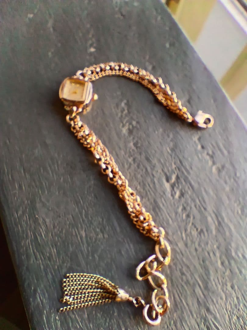 agete アガット　ジュエリーウォッチ　腕時計　ブレスレット