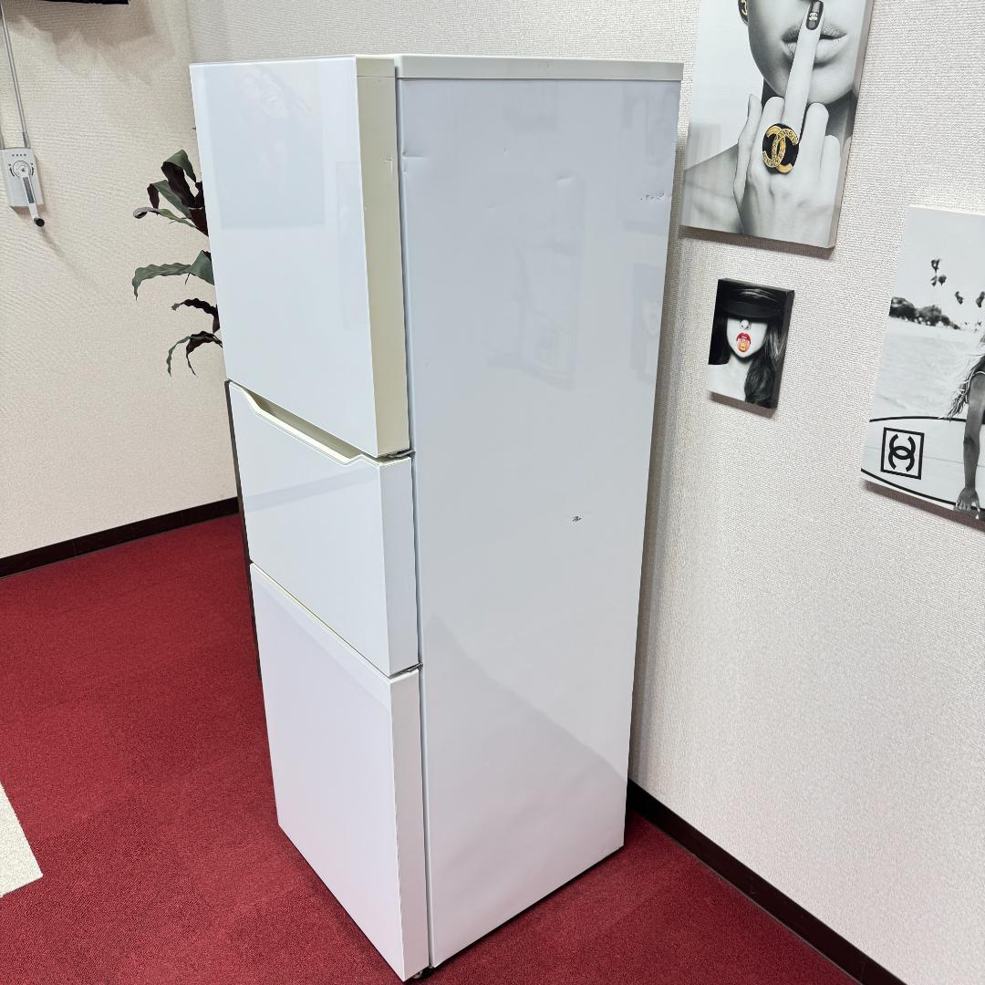 都内23区配送無料ツインバード冷蔵庫2018年製　真ん中のドア冷蔵、冷凍切替可能