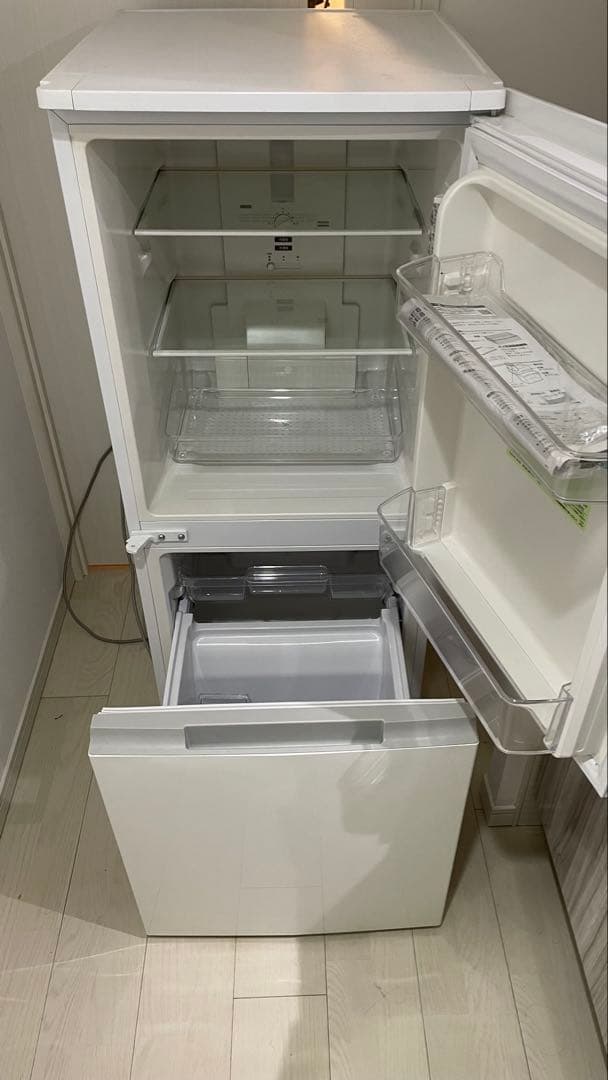 ※サーモン※【2021年製】SHARP ホワイト 2ドア冷蔵庫