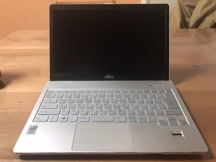 富士通　ノートパソコン　FMVS75MWP