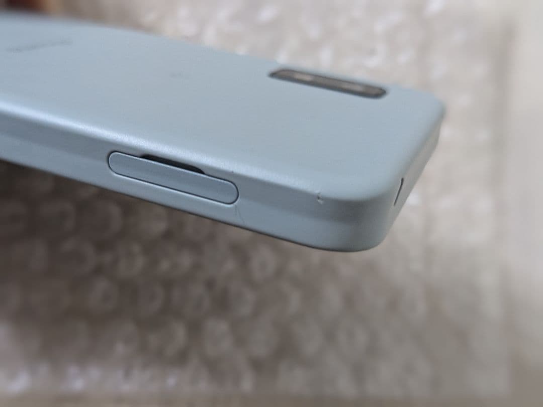 AQUOS wish3 ライトブルー 本体　箱付き　SIMフリー　docomo