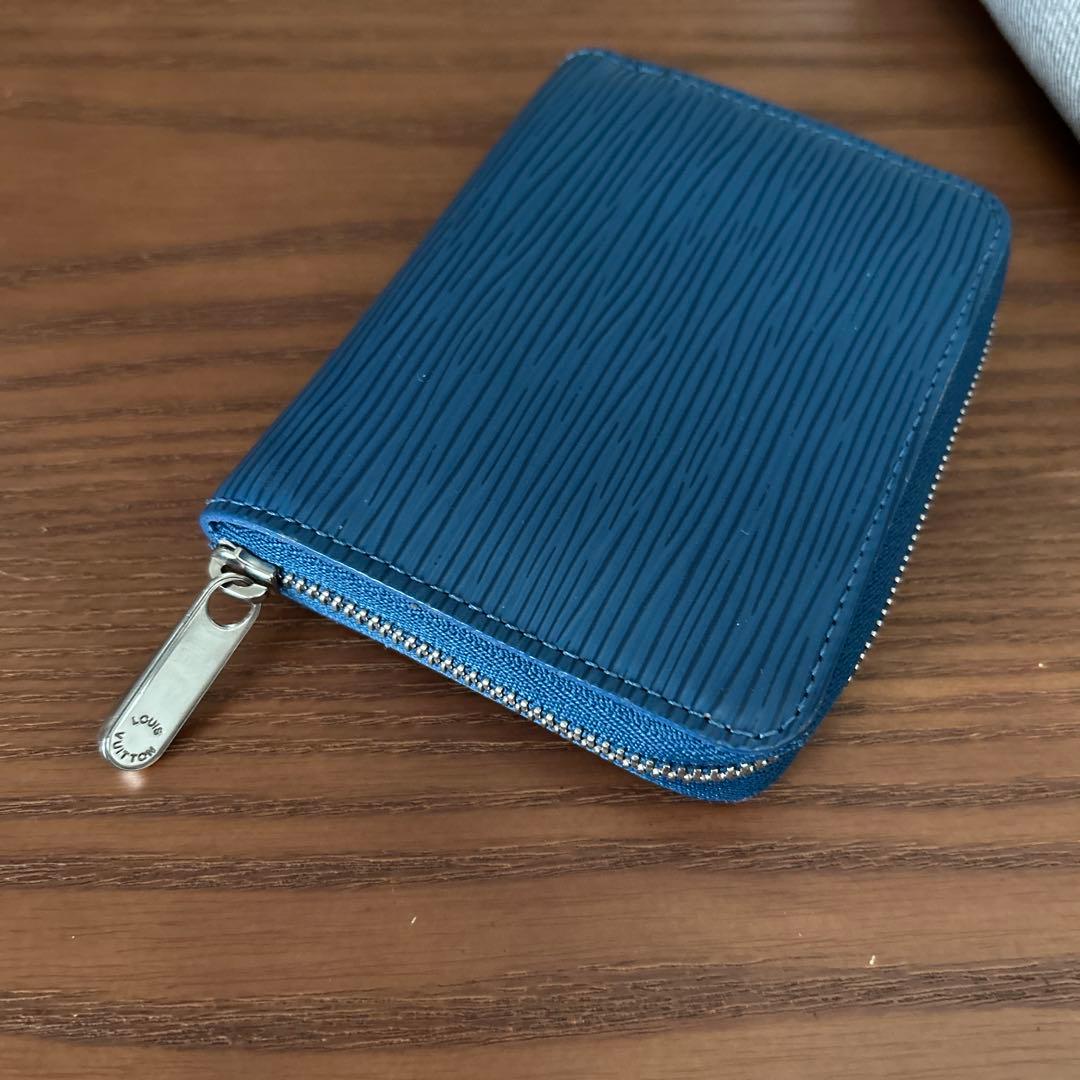 値下げ。ルイヴィトン　エピ　ラウンドジップケース