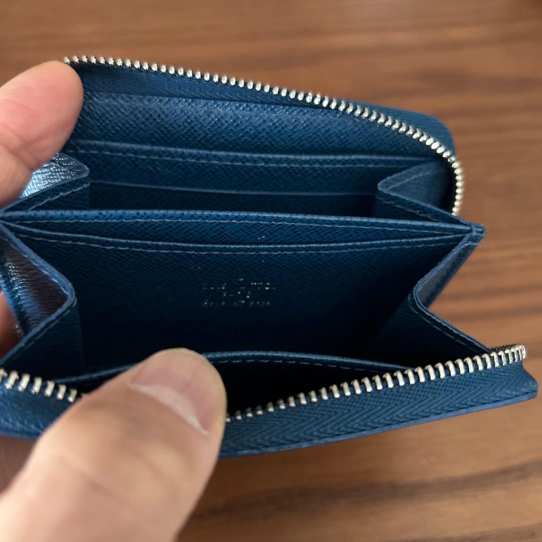 値下げ。ルイヴィトン　エピ　ラウンドジップケース