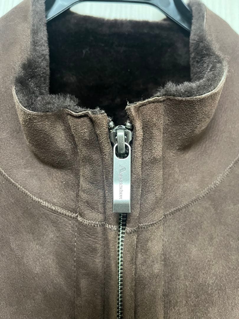 アクアスキュータム　【Aquascutum】　 リアルムートンコート