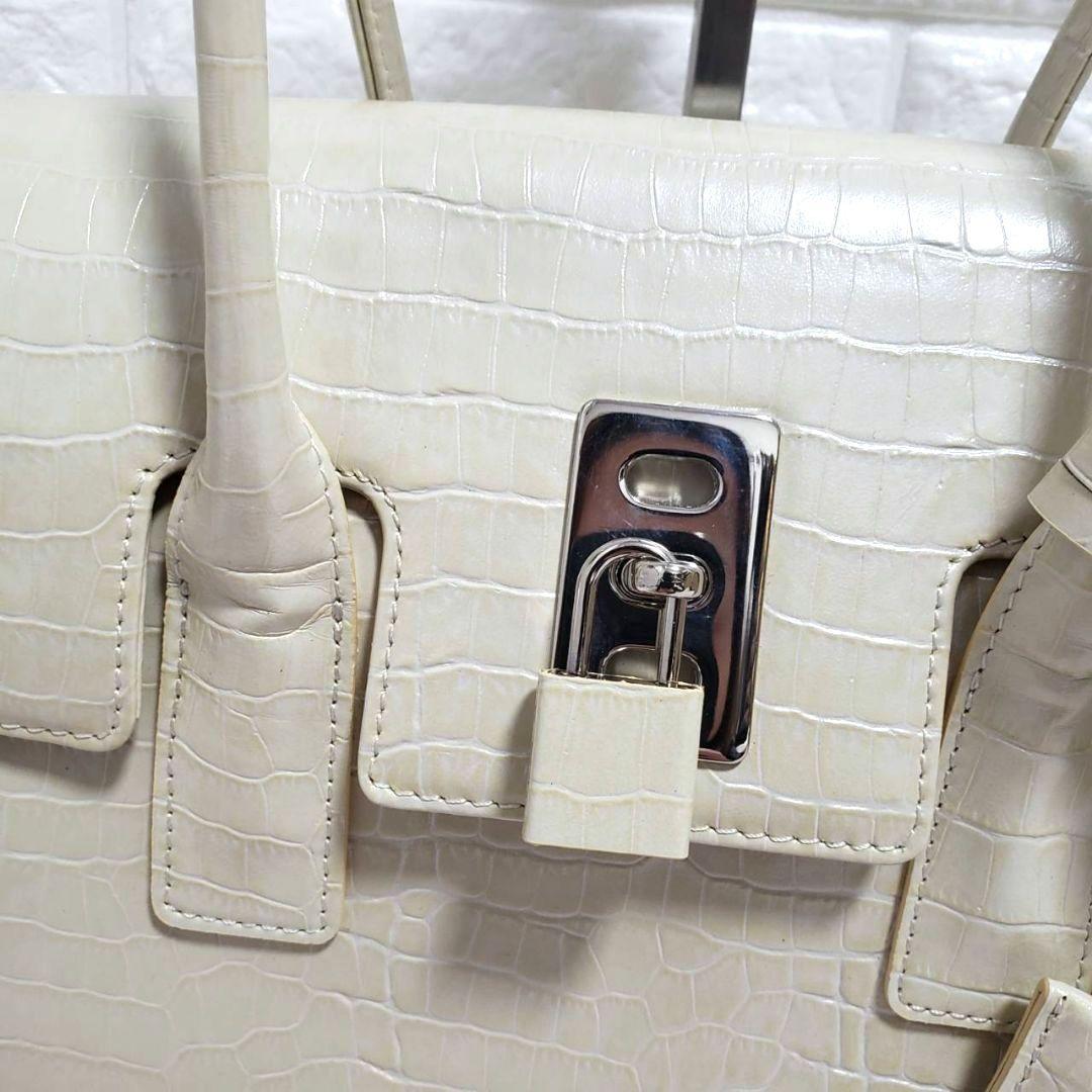 傳濱野 HAMANO 濱野 クロコ 型押しパールホワイト南京錠ハンドバッグ 美品