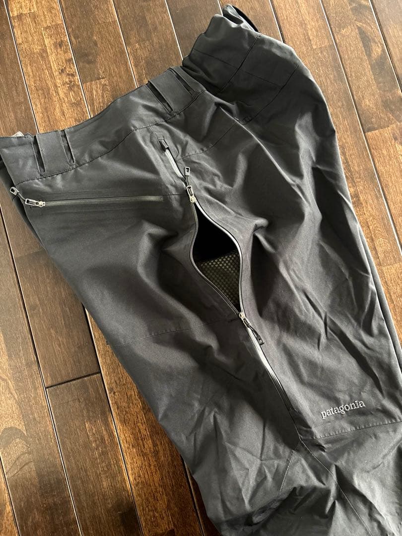パタゴニア/ゴアテックス パウダーボウルパンツ スノボ用 ブラック L