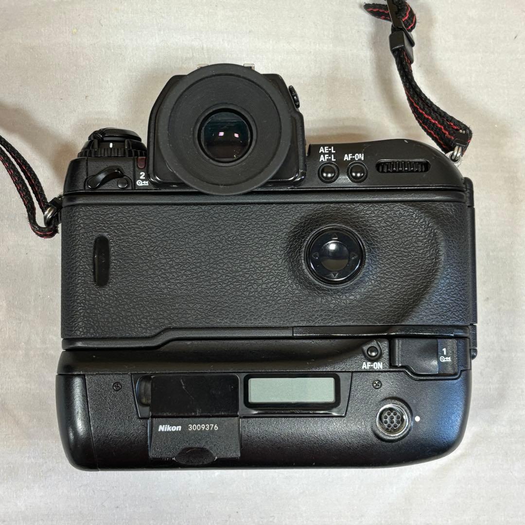 Nikon F5 一眼レフカメラ　ニコン