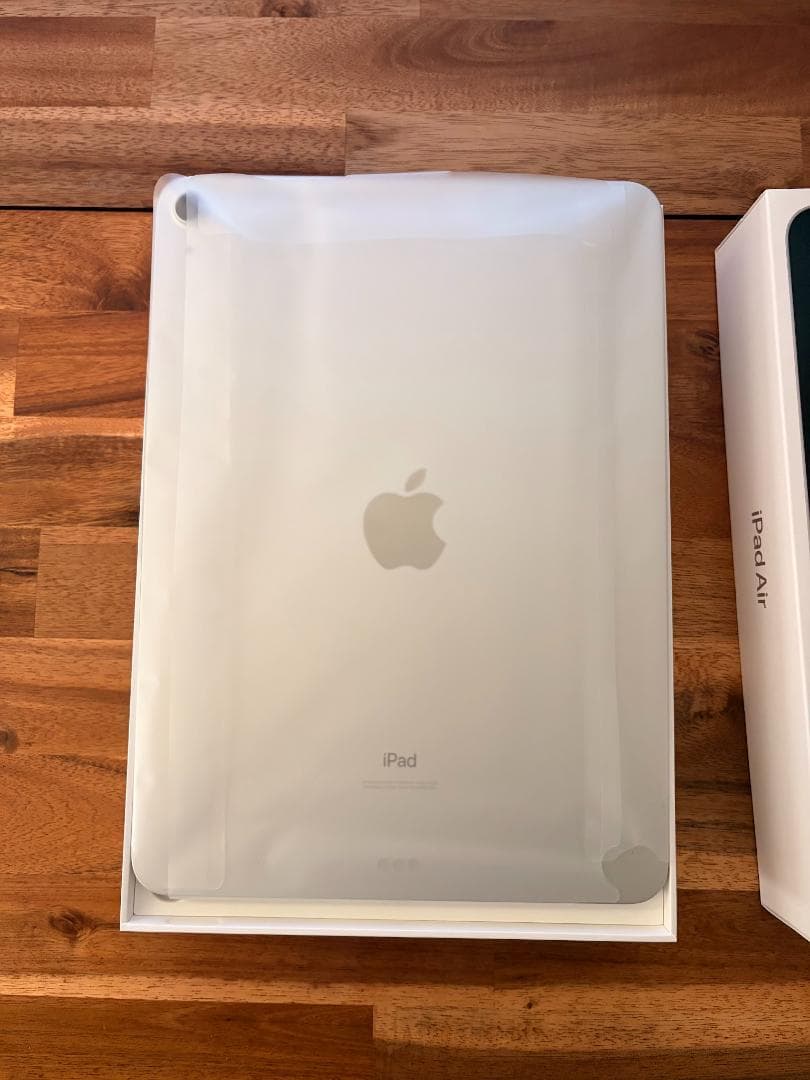 【未使用に近い】iPad Air 第4世代　付属品・未使用