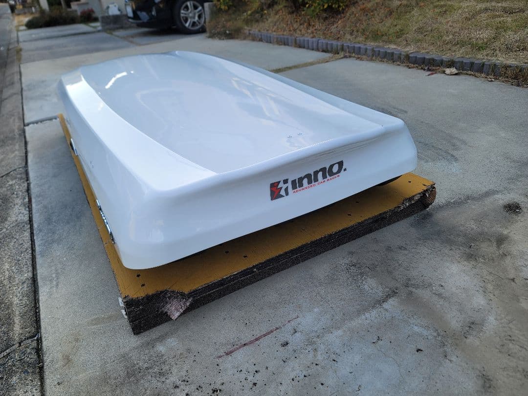 INNO WEDGE 660 BRS660WH ルーフボックス