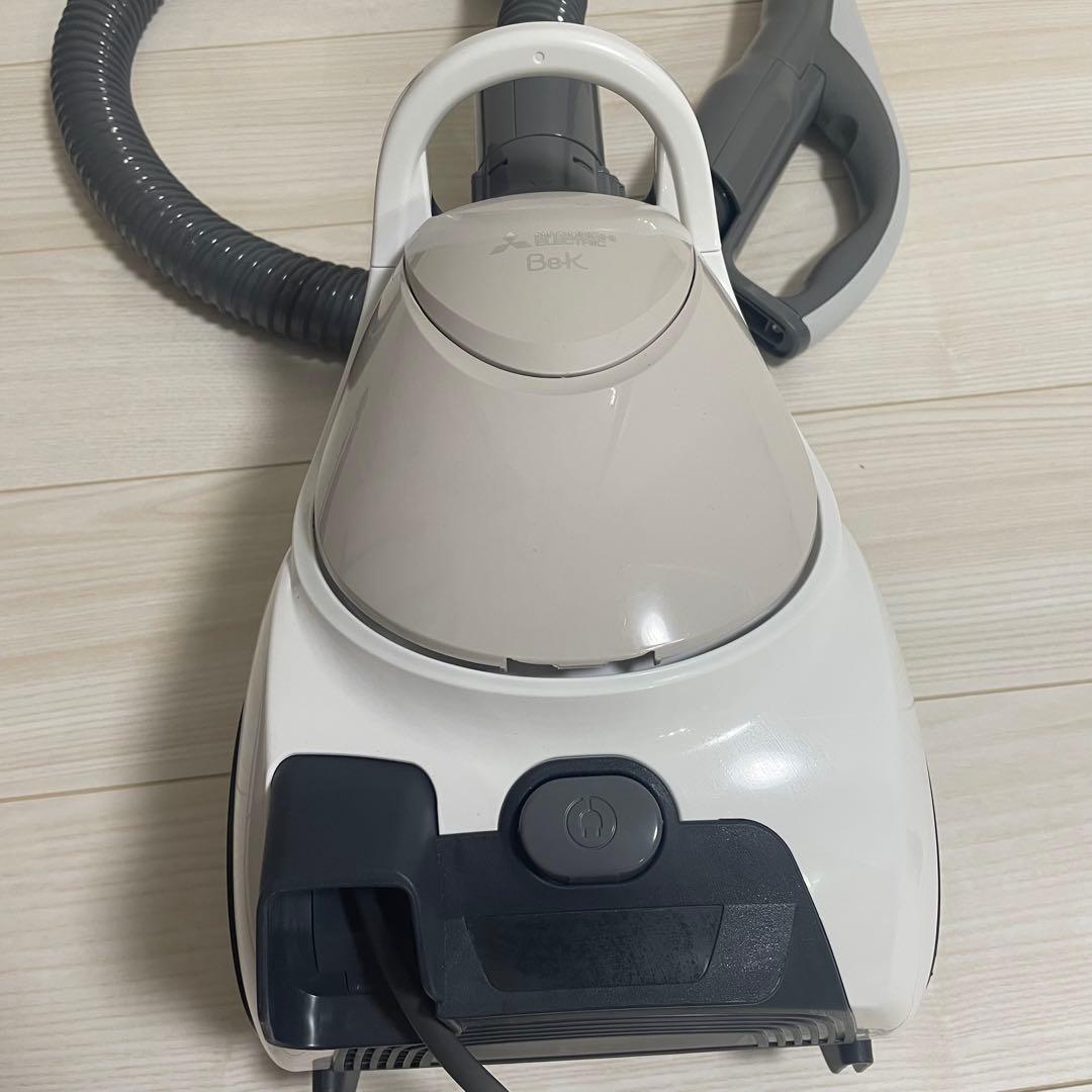 三菱掃除機TC-FJ2X-C 2023年製 紙パック式掃除機 本体+紙パック3枚