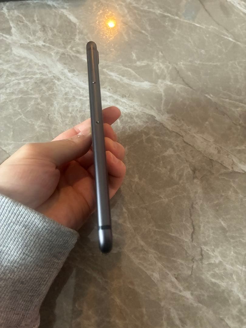 iPhone 8 64GB スペースグレイ SIMフリー 本体 初期化済み