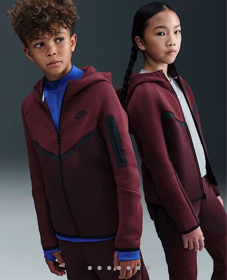 Nike テックフリース 150