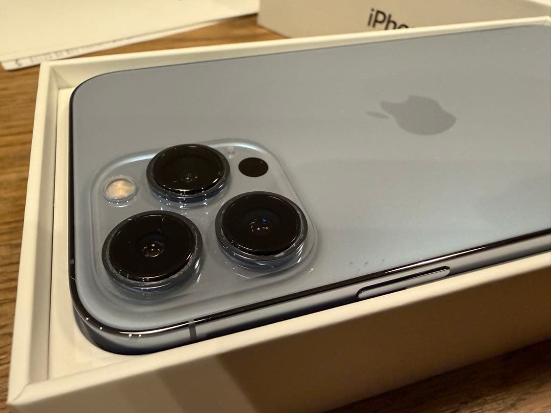 美品　iPhone 13 Pro Max 256GB