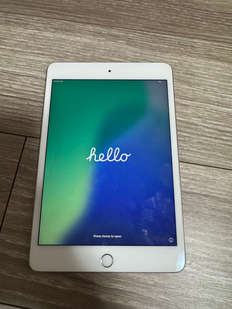 Apple iPad mini 第五世代　シルバー 本体