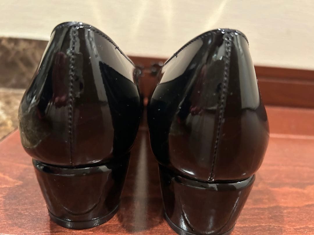 Elena　新品未使用　FERRAGAMO ブラックリボンパンプス