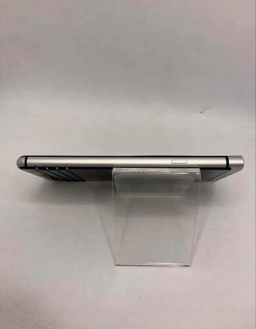 スマートフォン本体 Blackberry Key one BBB100-6 Sliver
