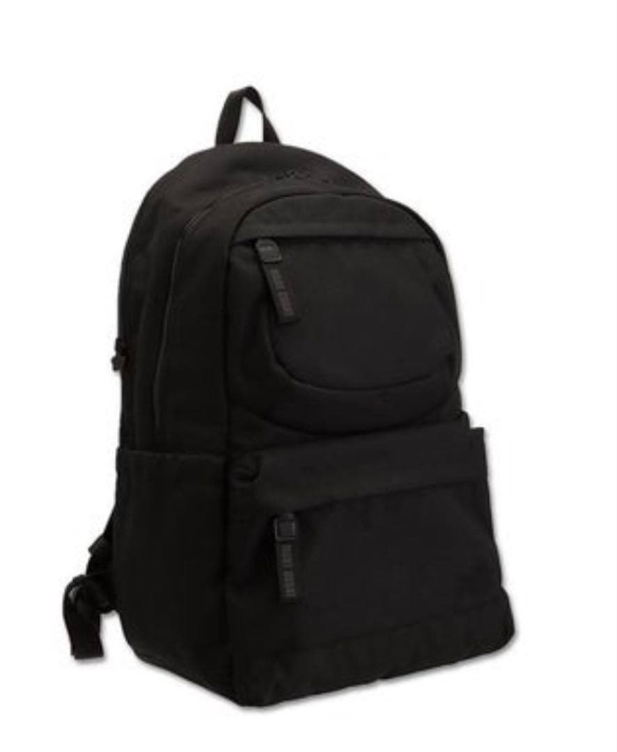 ※未使用※美品※MARY QUANT オールブラックシンプルロゴ リュックL