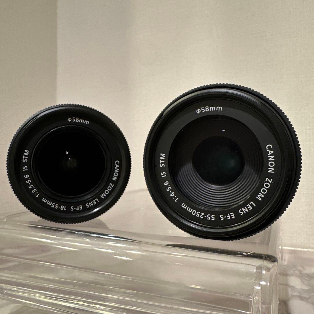 Canon EOS Kiss X8i ダブルズームキット 一眼レフカメラ