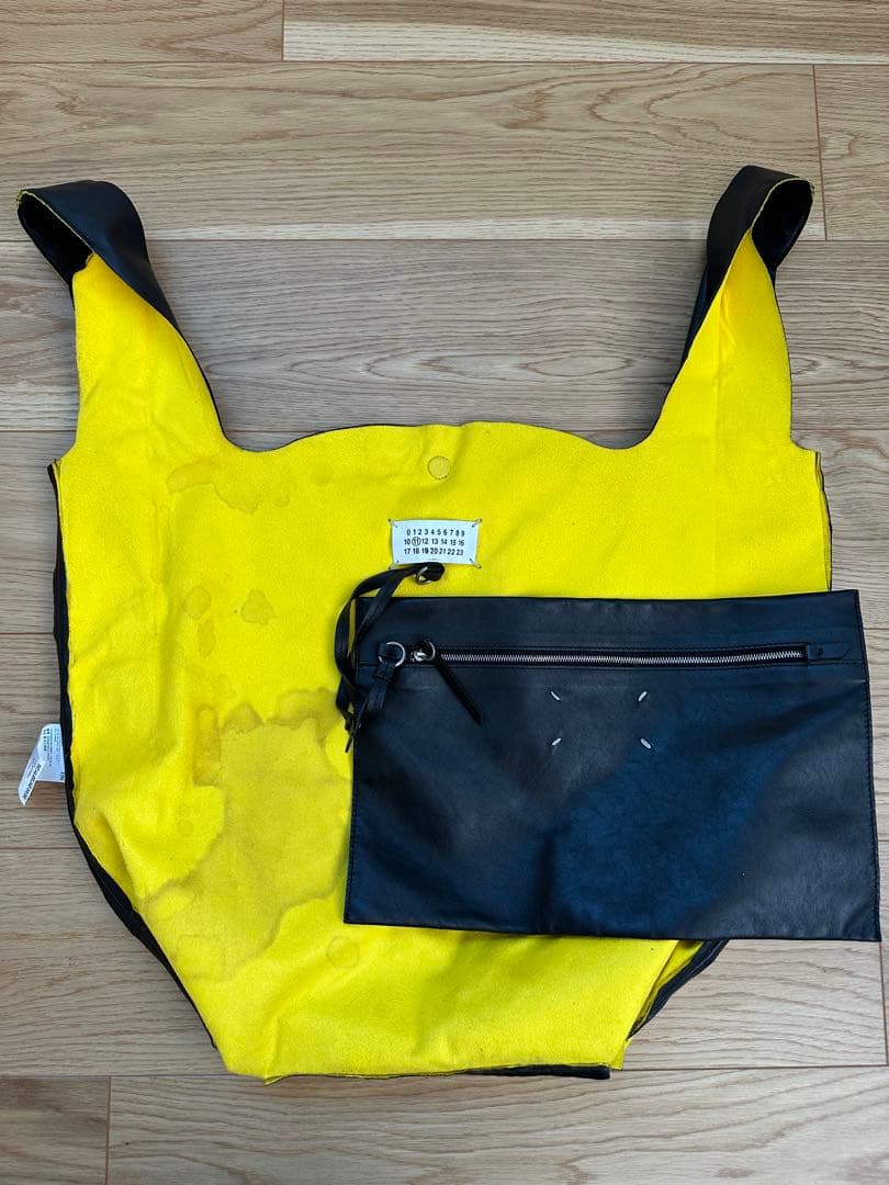 メゾンマルジェラ　レザーバッグ　ポーチ付き