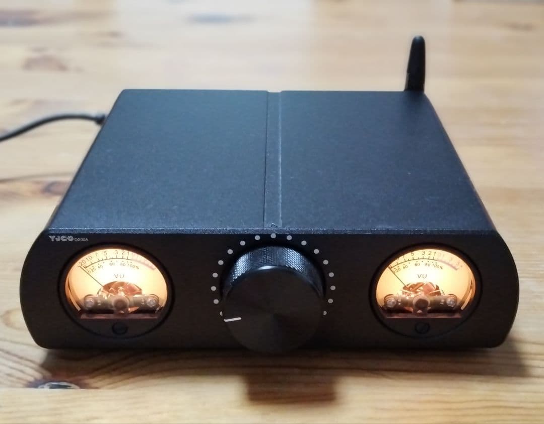 パワーアンプ ブラック