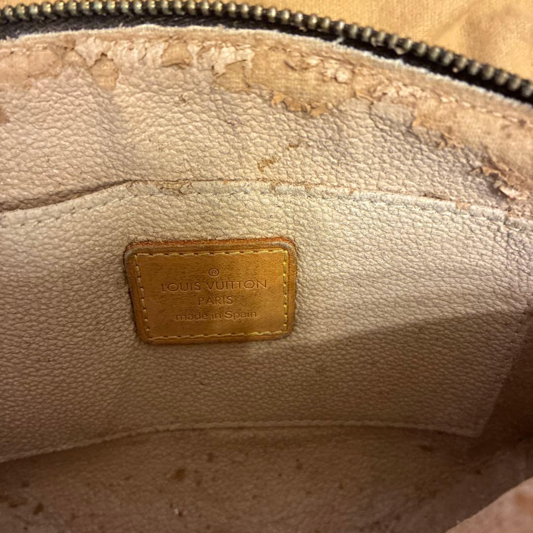 Louis Vuitton ポーチ