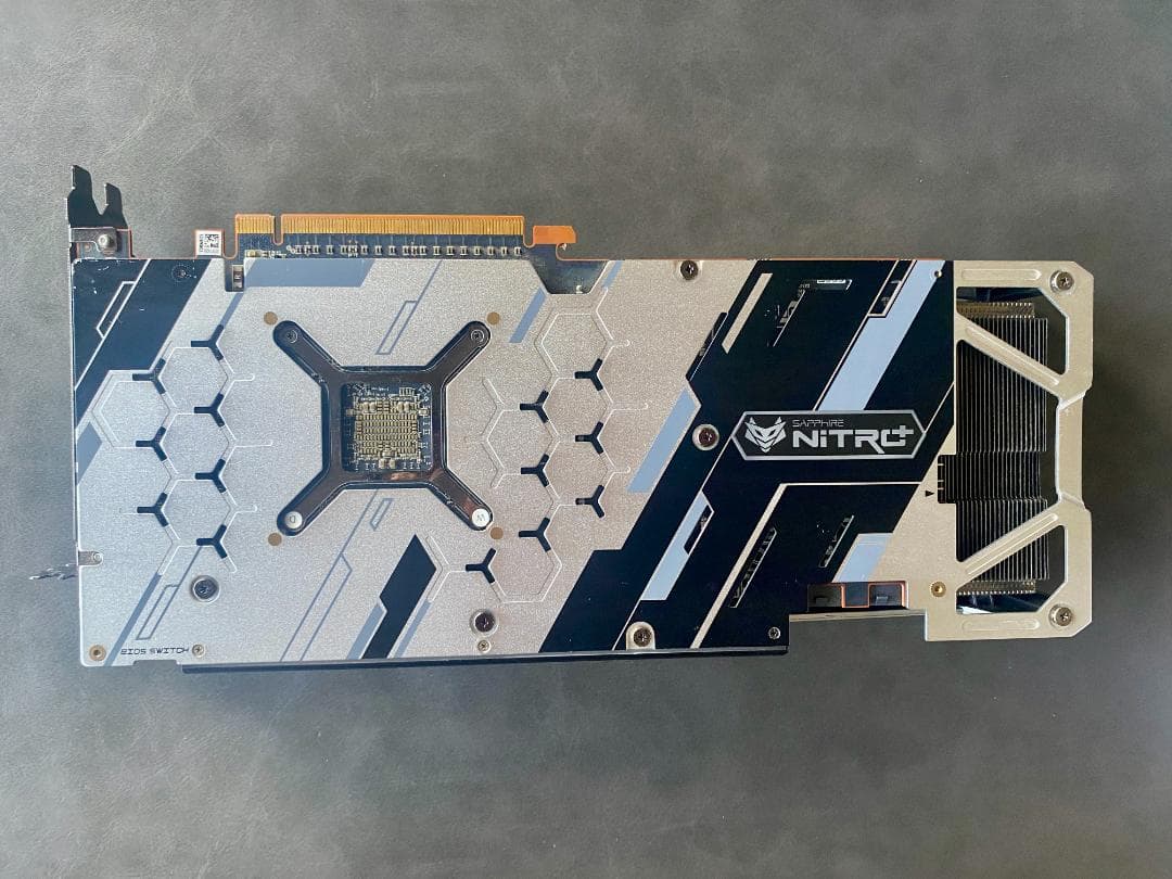 グラフィックボード・グラボ・ビデオカード Sapphire NITRO+ Radeon RX 5700 XT 8 GB