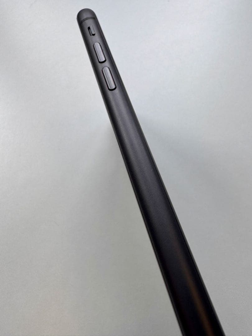 Apple iPhone 11 ブラック 64GB 新品バッテリー残量100%