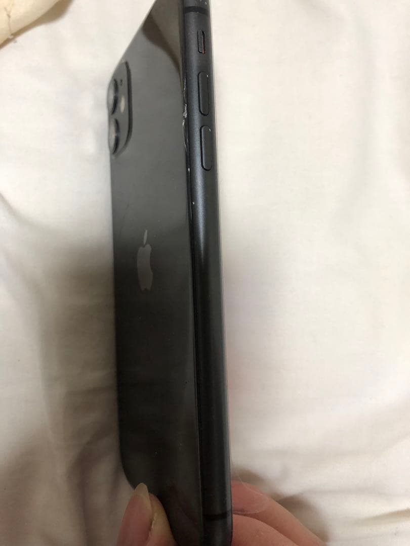 iPhone 11、128GBのジャンクストレージ。