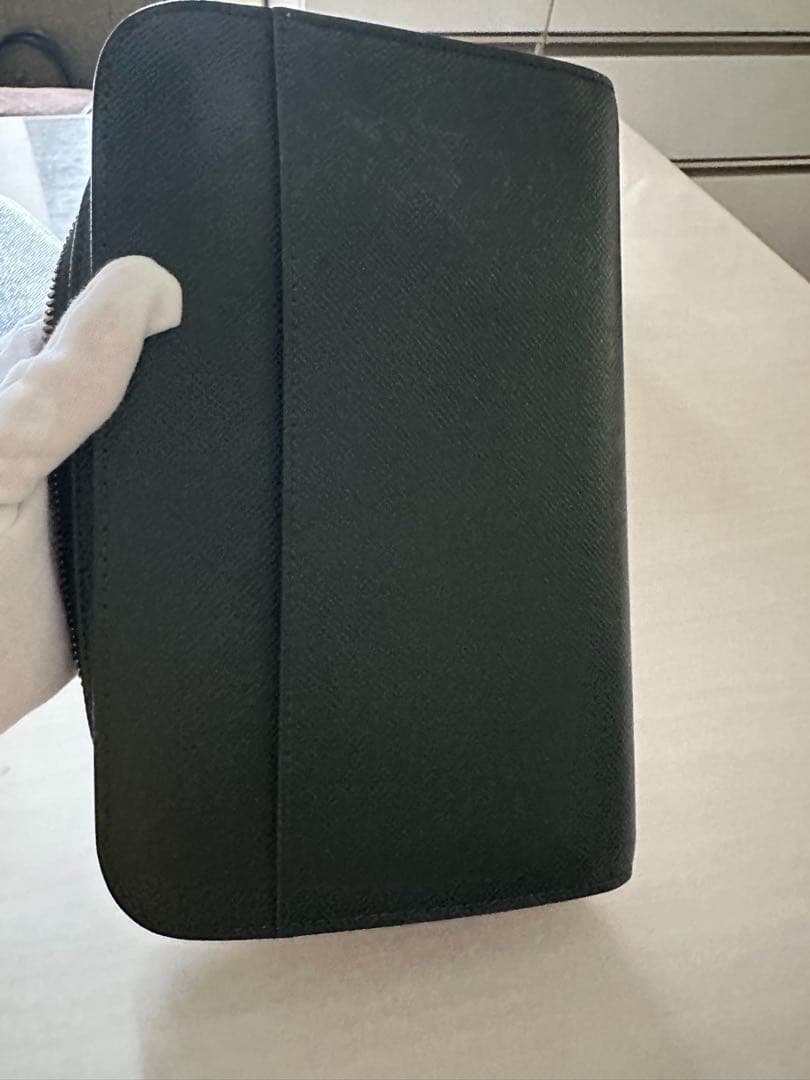 Louis Vuitton ダークグリーン レザー 長財布