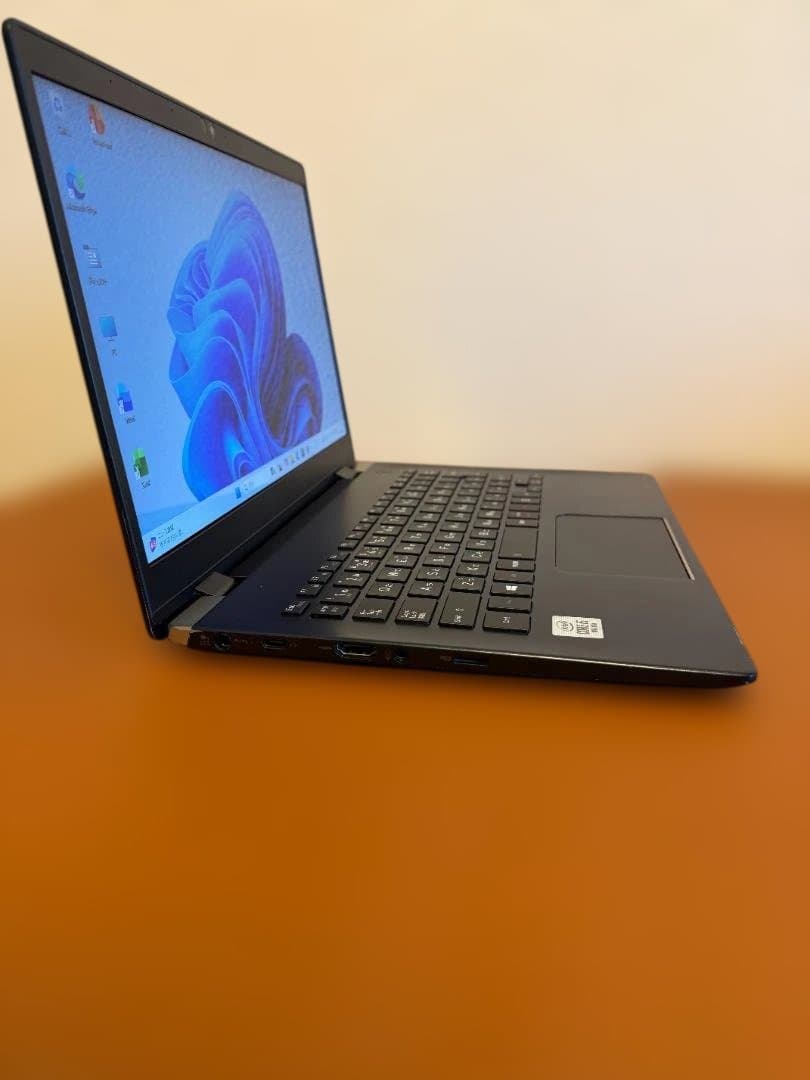 Windowsノート本体 dynabook G83 i7-16G-512G