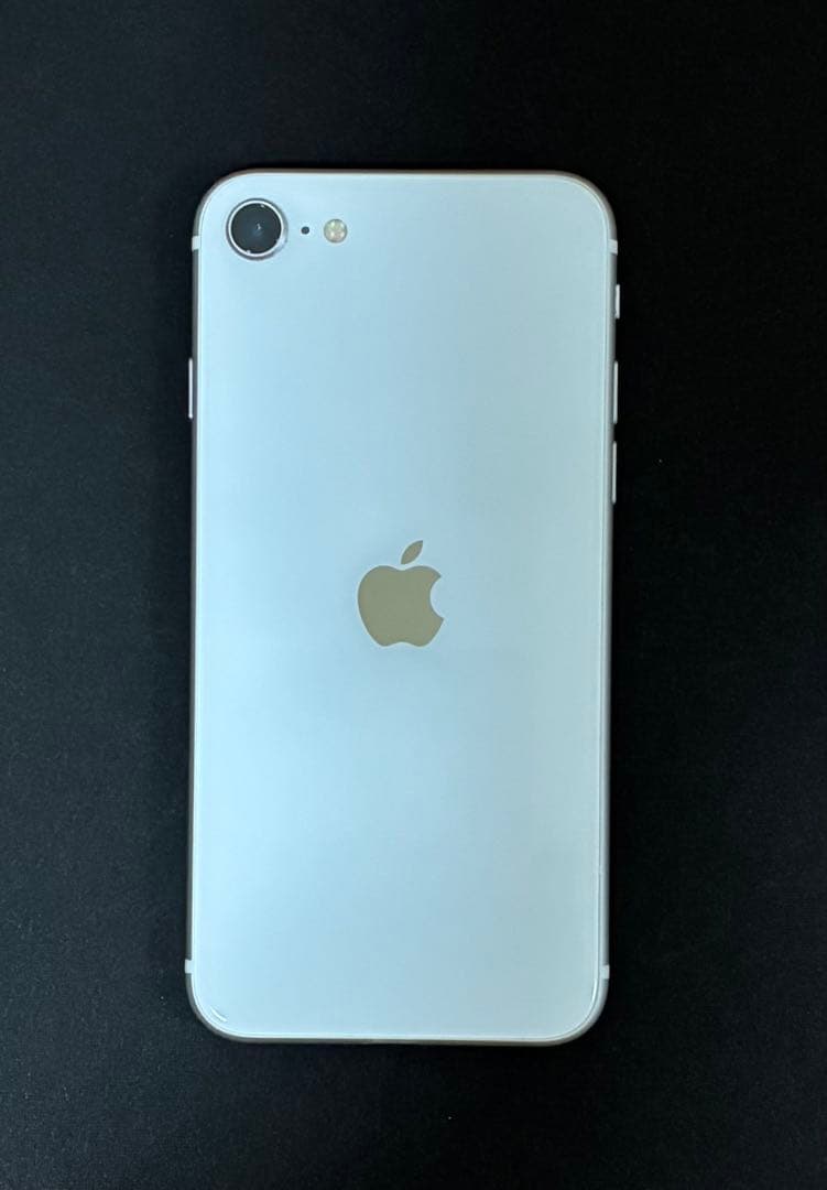 Apple iPhone SE (第2世代) ホワイトSIMロックなし